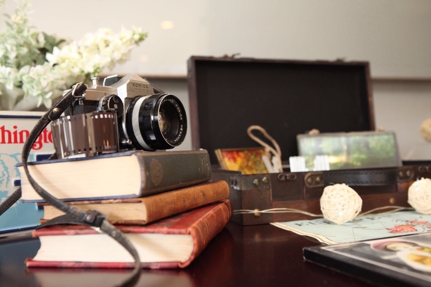 Discover a Specialty Store in Jimbocho Where You Can Find 10,000 Stylish Antique Foreign Books, Perfect for Interior Decoration!にて紹介している画像