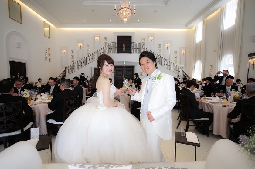 "Don't Miss It! The 'Moment of Toast' Shot at the Reception Should Absolutely Be Included in Your Instruction Manual!"にて紹介している画像