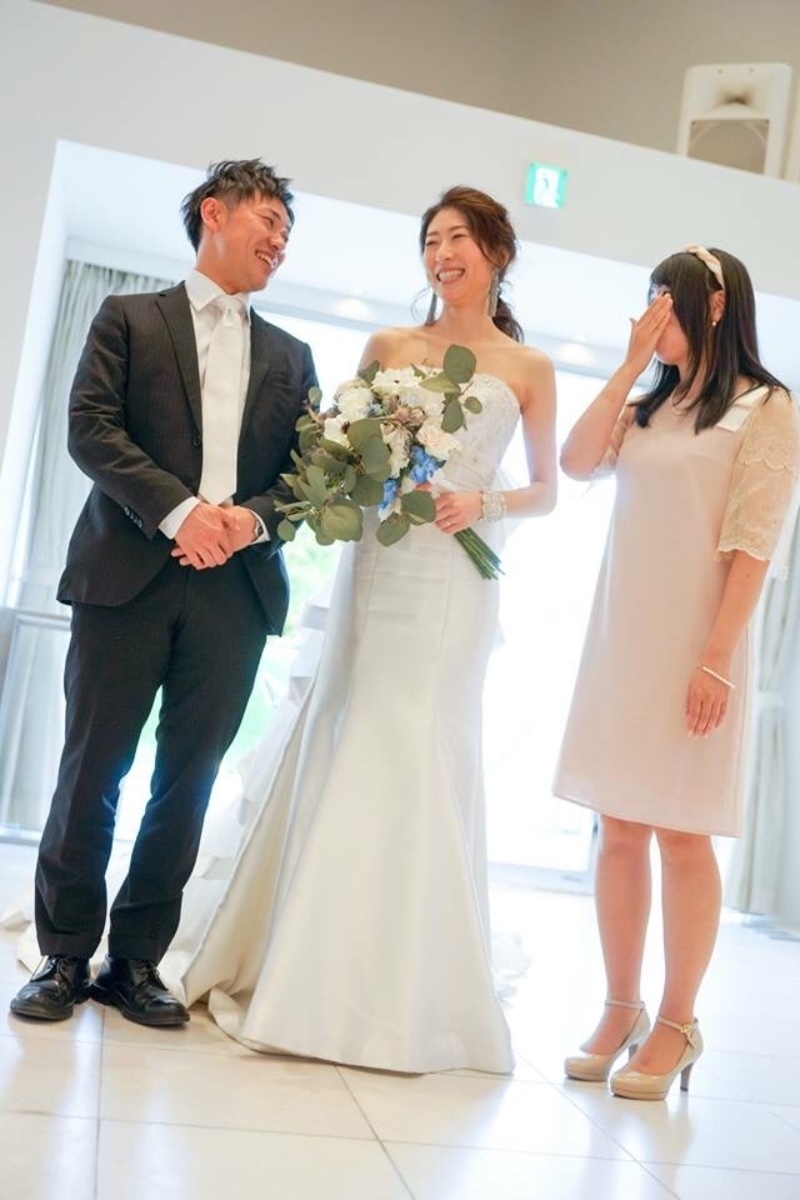 "Don't Want to Have Regrets: A Comprehensive Guide to 'Photo Instructions' for Capturing Every Moment of Your Wedding Ceremony *[Reception Edition]*"にて紹介している画像
