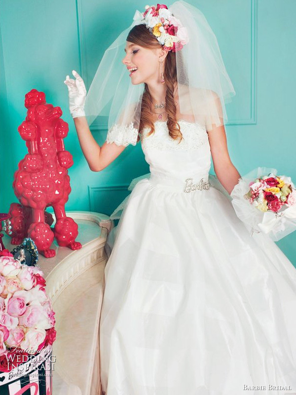 This Spring's Must-See Doll Style: Become a Bride Like a Doll with a Barbie Dress! ♡にて紹介している画像