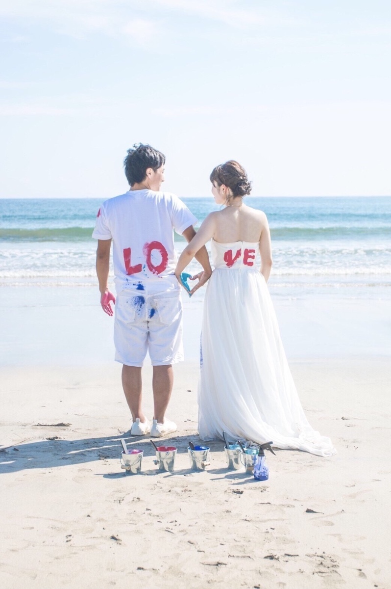 大家都穿什么样的衣服呢？？在Instagram上发现的奇妙、自由又可爱的『自助前拍服装』♡にて紹介している画像