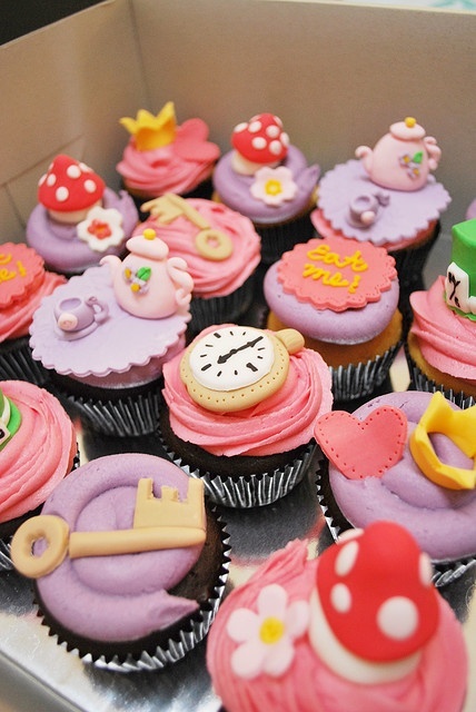 A Enchanting and Adorable Wonderland: An Alice-Inspired Wedding That Captivates Everyone♡にて紹介している画像