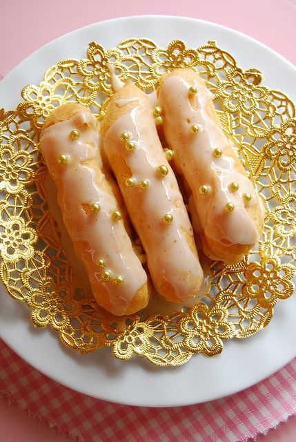 Cute♡ A Collection of Adorable Eclair Imagesにて紹介している画像