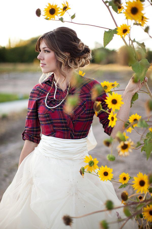 新しいドレスの着こなし方＊『チェックシャツ×ふわふわドレス』が話題です♡にて紹介している画像