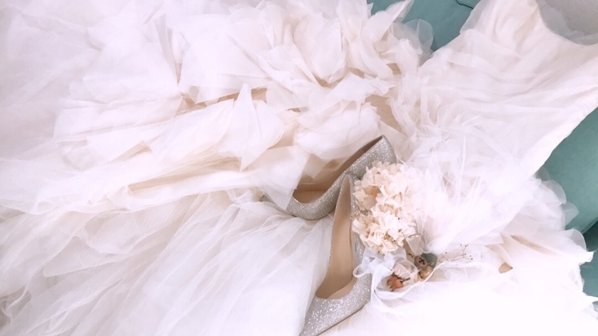 華やか、ご指名NO.1♡ヴェラ・ウォンのふわふわお花畑ドレス『ヘイリー』が可愛すぎ＊*にて紹介している画像