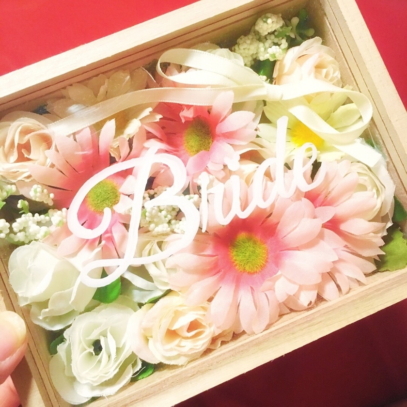 Tired of Classic Designs? A Collection of Stylish and Unique Reception Signs Made Without Frames or Photo Frames! ♡にて紹介している画像