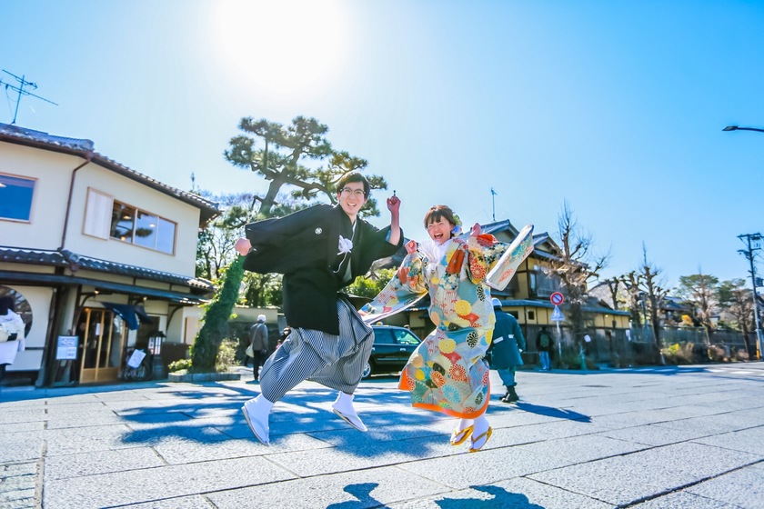 13 Tips for Taking Beautiful Photos that Enhance Traditional Japanese Attire, Even Without Props ♡にて紹介している画像