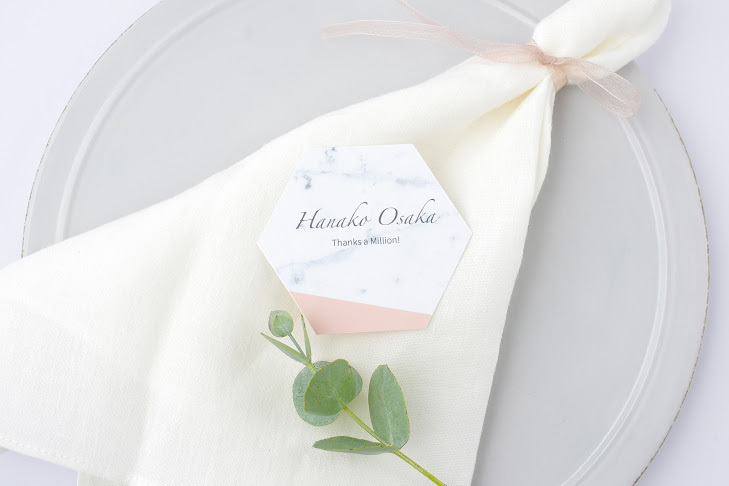 The Chic Trendy Wedding Cake: Hexagon Style is Coming Soon♡にて紹介している画像