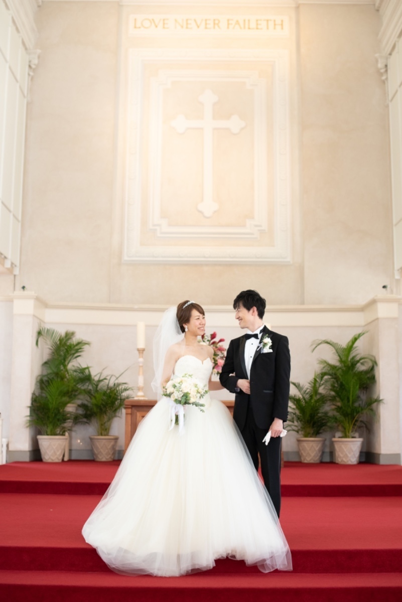 What's Normal? What's Unique? The Real Situation of Groom Outfit Changes【Newlywed Styling】にて紹介している画像