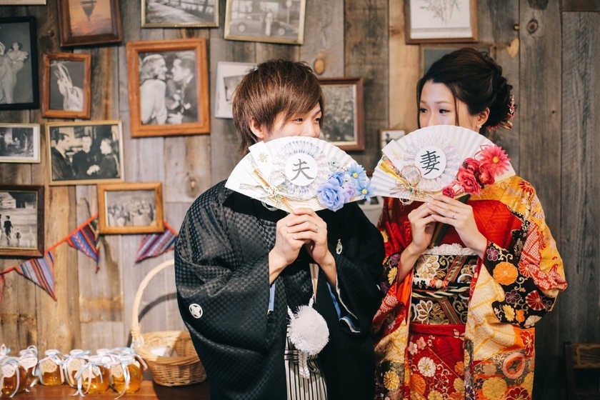 Perfect Props for Traditional Japanese Clothing Photos: A Collection of Adorable DIY Fan Designs! ♡にて紹介している画像