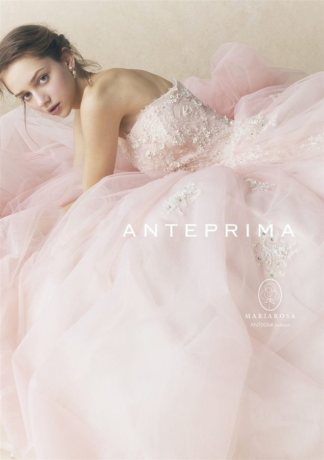 お花が可愛い＊アンテプリマのドレスを着て、エレガントで可憐な花嫁になる♡にて紹介している画像