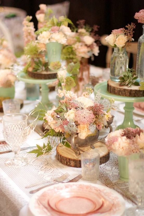 Collected Images Featuring Beautiful Transparent Glass Platesにて紹介している画像