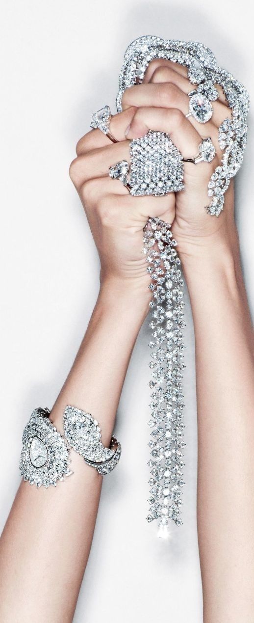 Engagement Ring Hunting: 4 High Jewelry Brands Women Worldwide Dream About!にて紹介している画像