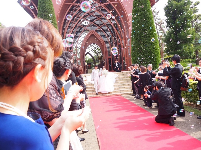 披露宴・挙式で行いたい♡新郎新婦さんもゲストも笑顔になれる素敵な演出まとめ♡にて紹介している画像