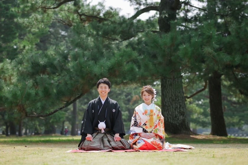 위에서 아래로, 기본 포즈를 모두 망라! 사진사에게 당일 보여주고 싶은 "한복 사전 촬영 포즈" 30선＊にて紹介している画像