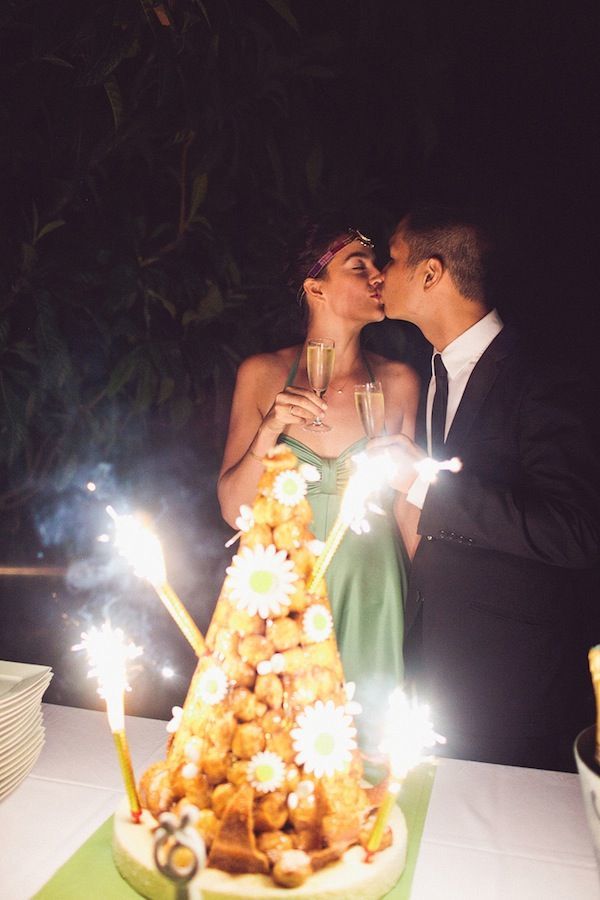 Delicious and Adorable Croquembouche: The French Wedding Cake♡にて紹介している画像