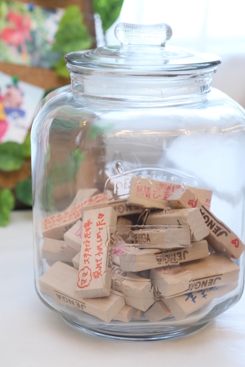 Classic to Unconventional: A Wealth of Ideas for "Guest-Created Wedding Certificates" ❤️✨にて紹介している画像