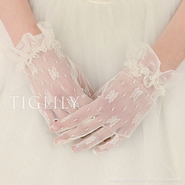 【5,000円以下】でも可愛い♡楽天で今すぐ買えるショートグローブまとめ*にて紹介している画像