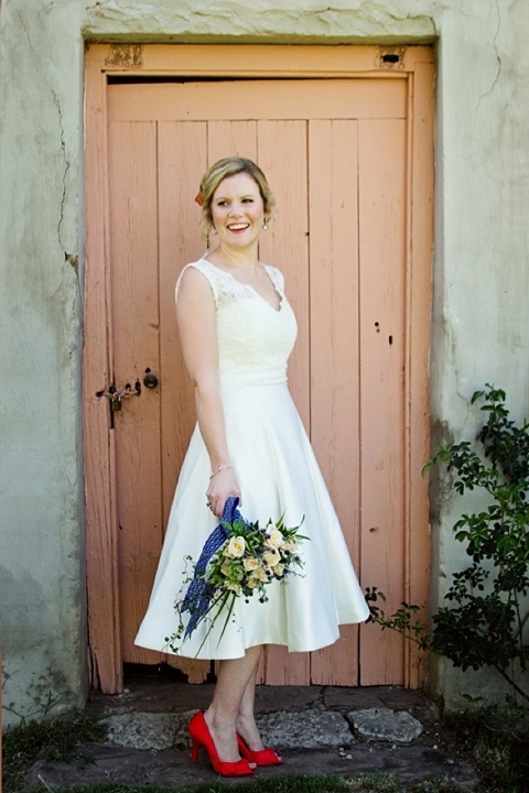 Red × Midi Length Coordination: A Collection of Adorably Retro Images♡にて紹介している画像