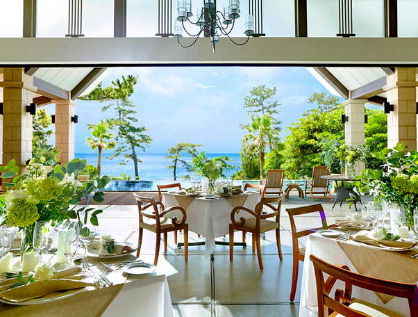 『テラスハウス』の世界観が大好き♡この夏はシーサイドでオーシャンビューWedding＊にて紹介している画像