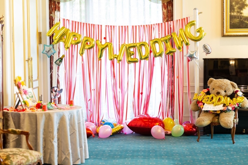 "Not Easy Alone: A Collection of Large Wedding Items for Collaborative DIY Challenges!"にて紹介している画像