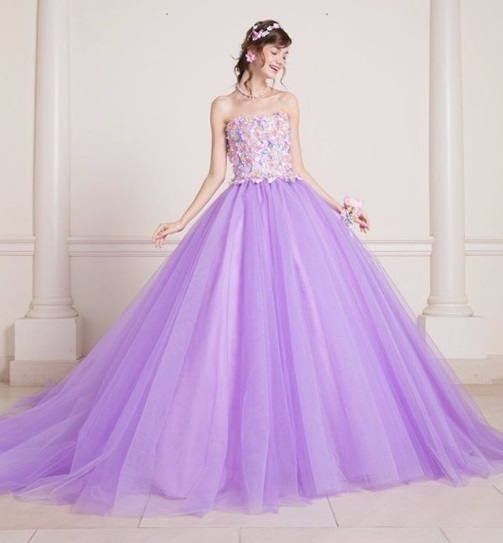 可愛すぎず大人っぽい♡綺麗め&控えめなディズニーウェディングのアイデア集♩にて紹介している画像