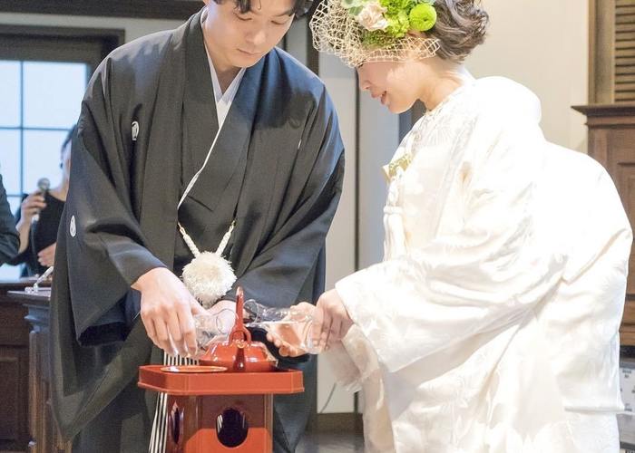 人前式や披露宴でやりたい 水合わせの儀 のアレンジ演出 選 Marry マリー