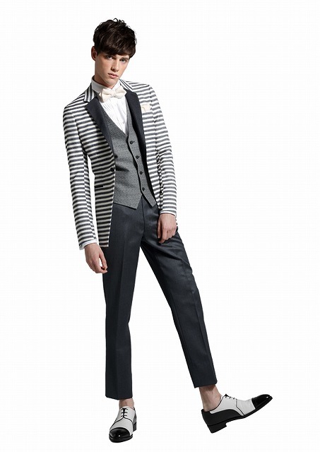 Be the Most Stylish Groom: The Latest Fashion Trends That Will Delight the Bride! ♡にて紹介している画像