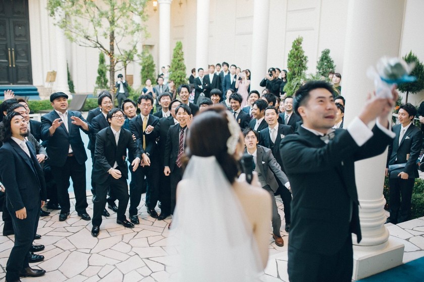 "He's the Star Too!! A Complete Guide to Spotlighting the Groom in Weddings and Receptions"にて紹介している画像