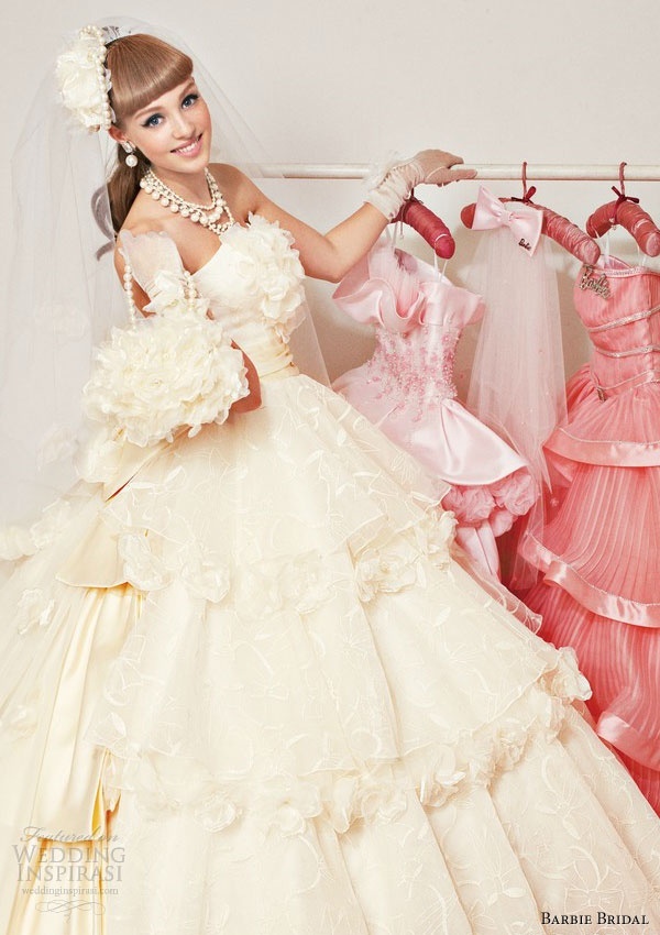 This Spring's Must-See Doll Style: Become a Bride Like a Doll with a Barbie Dress! ♡にて紹介している画像