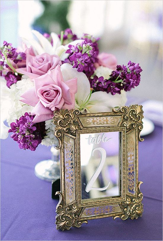 Creative Ways to Use Picture Frames: DIY Stylish Wedding Decor!にて紹介している画像