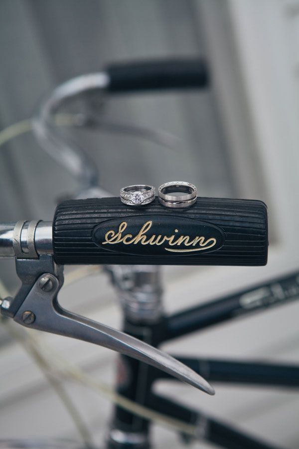 Too Cute! Let's Capture Stylish Memories with Wedding Rings Through Stunning Photos ♡にて紹介している画像