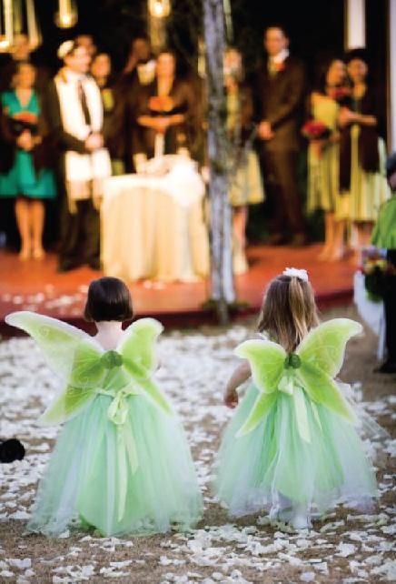 Double Princess: The Adorable Flower Girl Who Became a Little Disney Princess♡にて紹介している画像