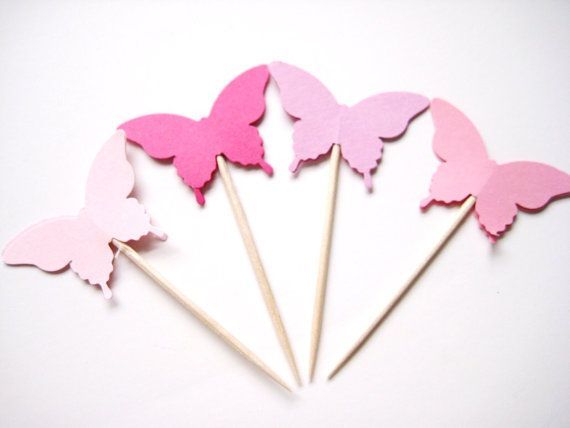 Welcome to the World of Fairies: A Fantastical Wedding Inspired by "Tinker Bell" ♡にて紹介している画像