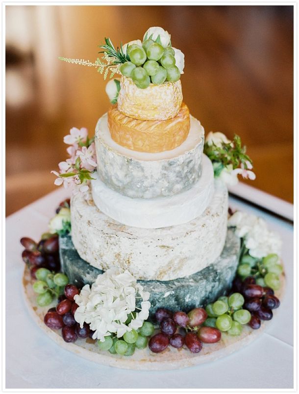 Cheese Wedding Cake ♡にて紹介している画像