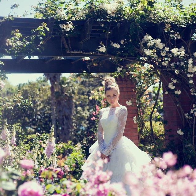 アンティーク風が流行中＊インスタで見つけたヴィンテージドレスが可愛すぎる♡にて紹介している画像