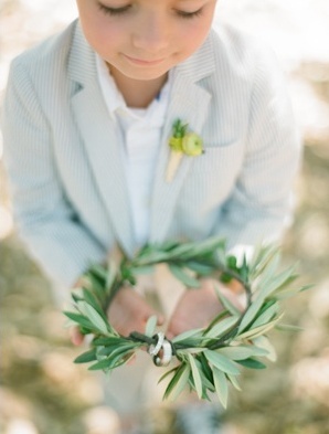 "Stealing the Spotlight with Cuteness: Adorable Ring Bearers and Flower Girls ♡"にて紹介している画像