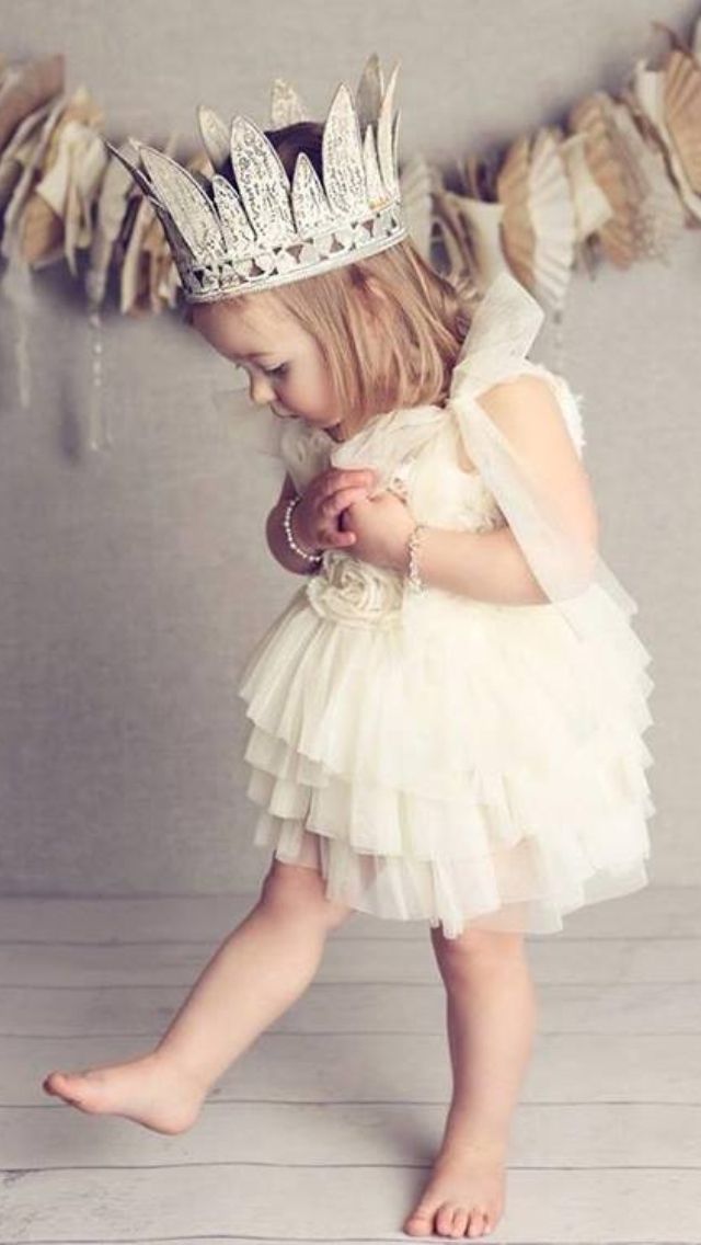 "Stealing the Spotlight with Cuteness: Adorable Ring Bearers and Flower Girls ♡"にて紹介している画像
