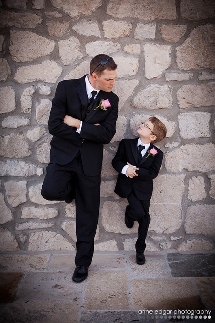 "Stealing the Spotlight with Cuteness: Adorable Ring Bearers and Flower Girls ♡"にて紹介している画像