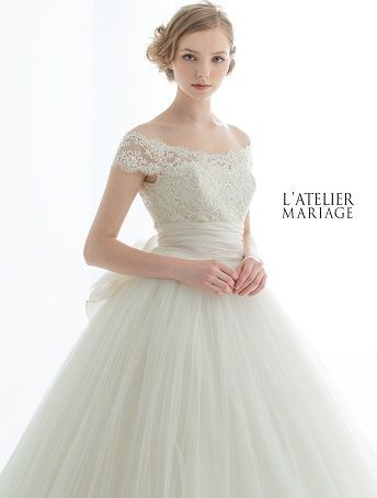 Timeless Beauty: The Adorably Exquisite Dresses of L'Atelier Mariage Mastering Classic Elegance ♡にて紹介している画像
