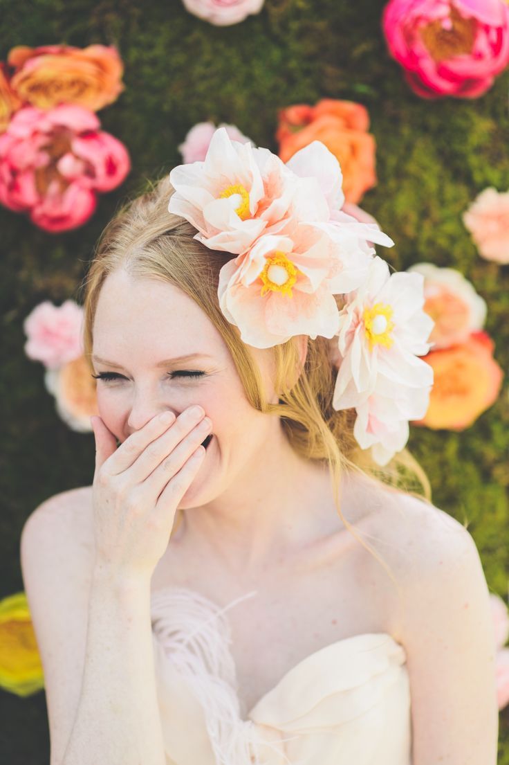 Cute Hairstyles Featuring Flowers ♡にて紹介している画像
