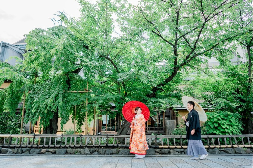 【完全保存版100ショット公開！】和装前撮りで真似したい可愛いポーズ総まとめ＊にて紹介している画像