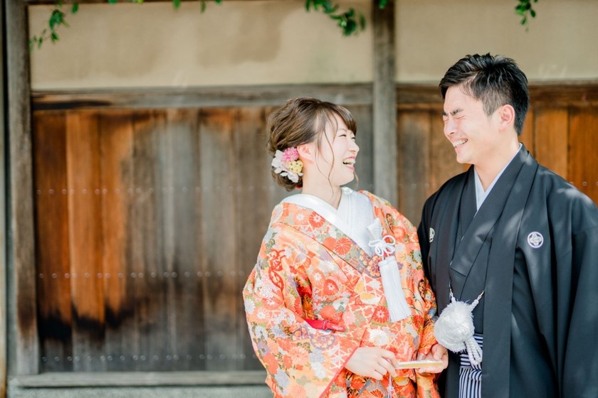 【完全保存版100ショット公開！】和装前撮りで真似したい可愛いポーズ総まとめ＊にて紹介している画像