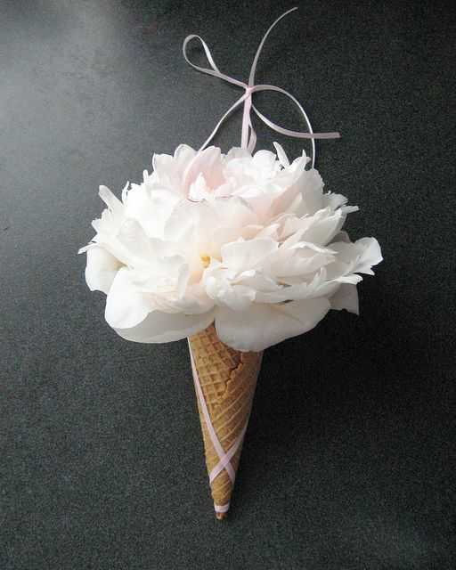Do You Know About Flower Cones? ♡ Adorable Bouquets That Look Just Like Ice Cream! ♡にて紹介している画像