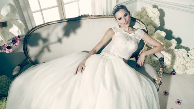 "Zac Posen's Gift for Ordinary Girls: Special Dresses to Feel Like a Celebrity ♡"にて紹介している画像