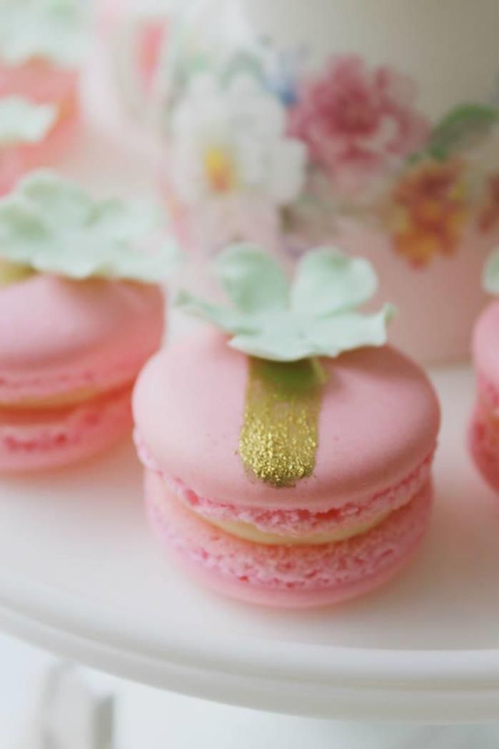 "Who knew it could be so expressive? The adorable 'Deco Macarons' are evolving!"にて紹介している画像