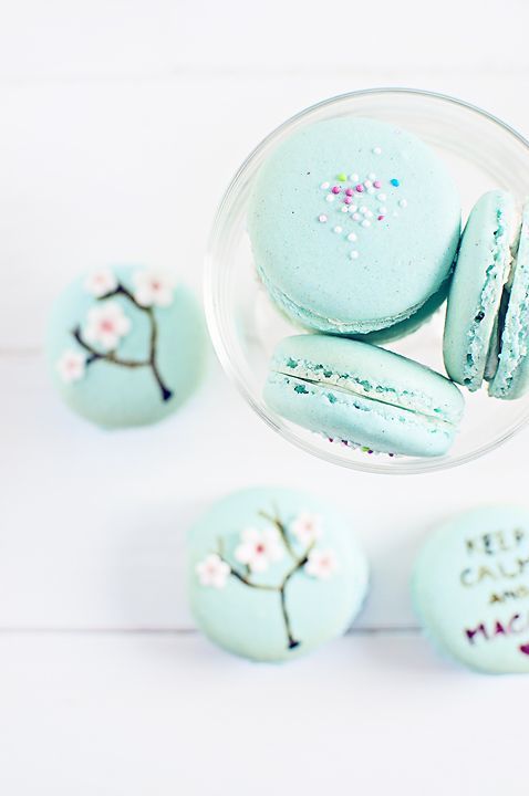 "Who knew it could be so expressive? The adorable 'Deco Macarons' are evolving!"にて紹介している画像