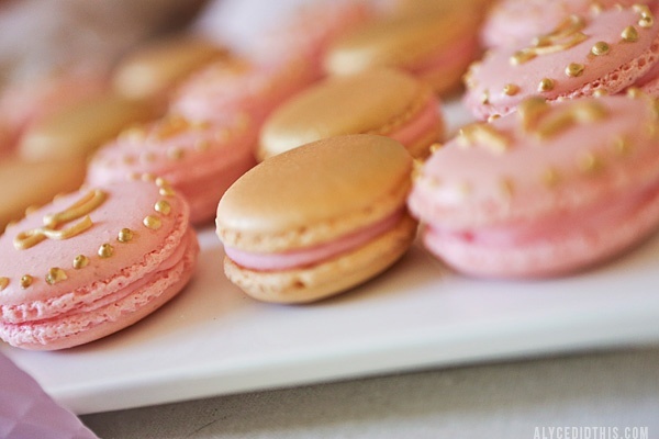 "Who knew it could be so expressive? The adorable 'Deco Macarons' are evolving!"にて紹介している画像