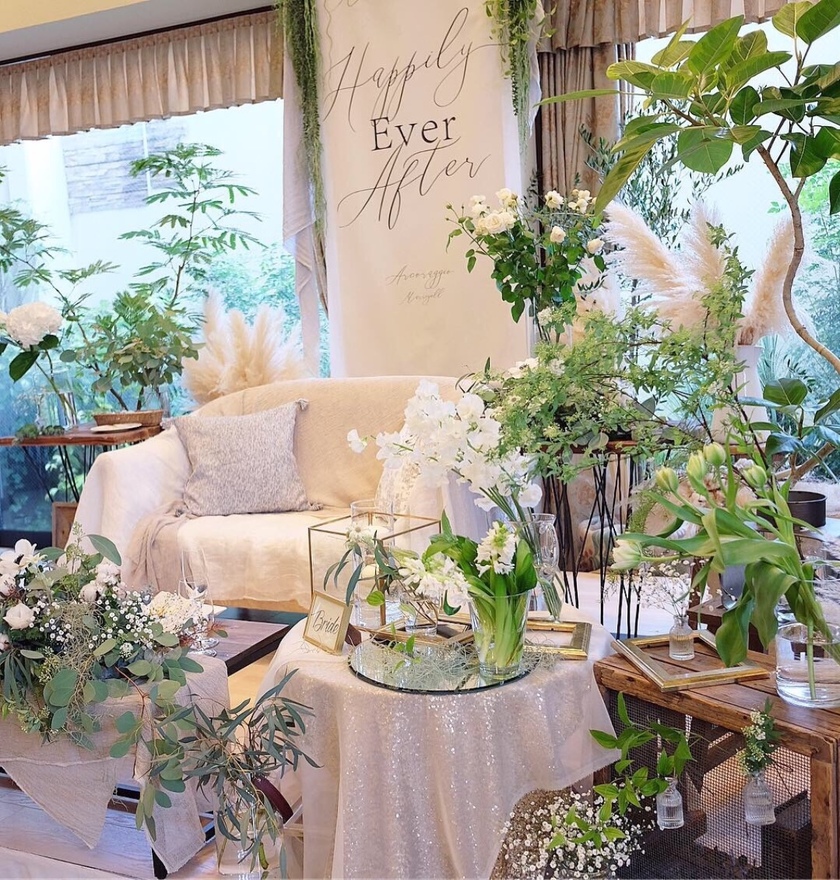 "Stylish High Sand Flower Arrangements: A Must-See Guide for Stunning Coordination!"にて紹介している画像