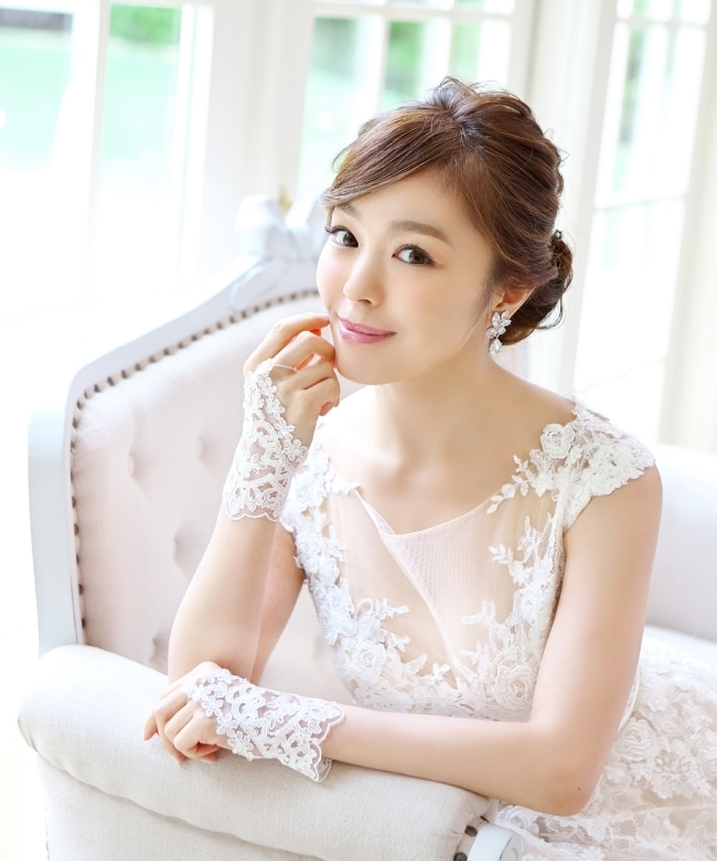 "Discover the Cutest Gloves from Love Tiara for Your Wedding: The Largest Selection in the Country ♡"にて紹介している画像